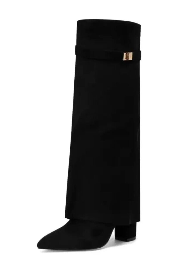 Elegant over-the-knee boots with logo detail